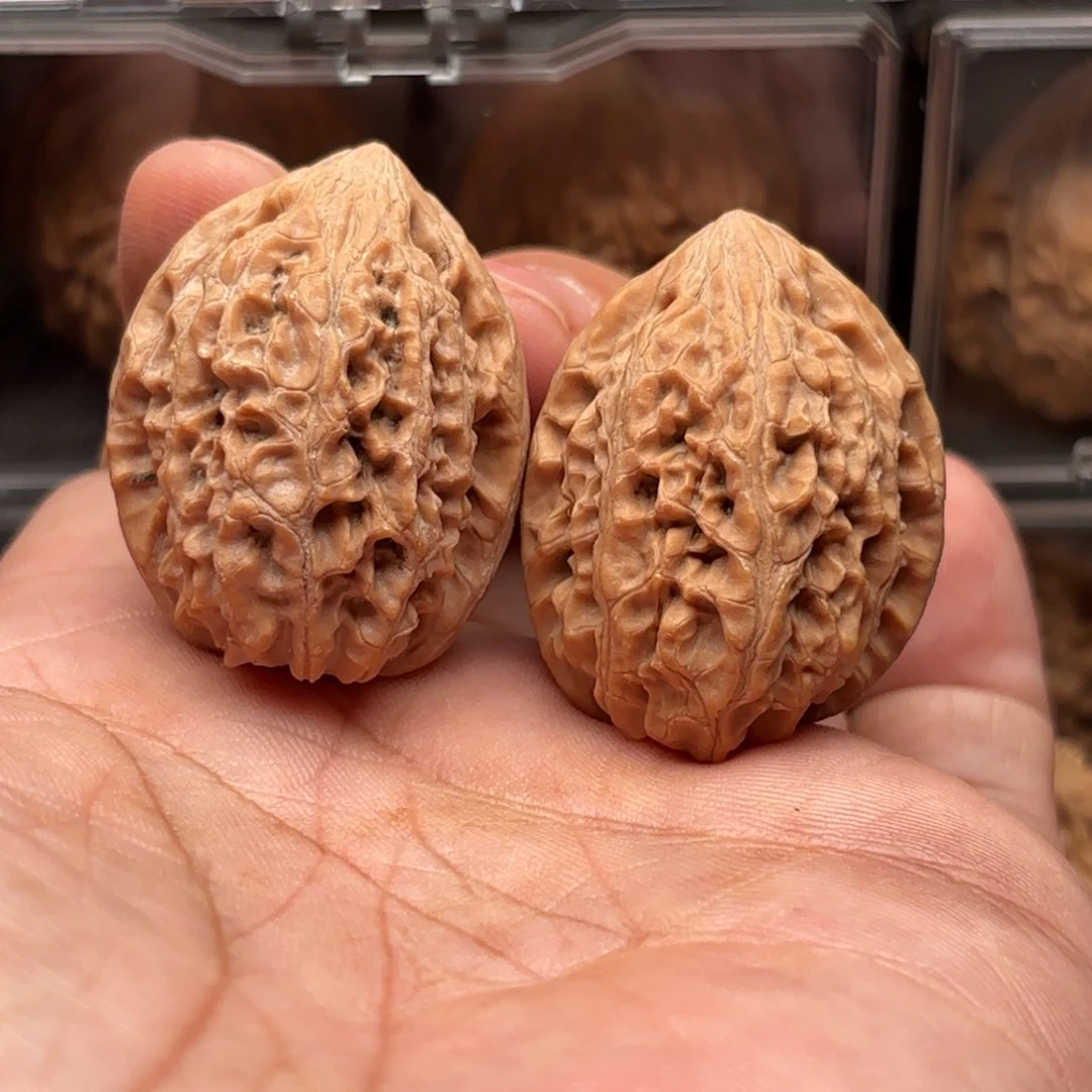 文玩核桃把件石鸡