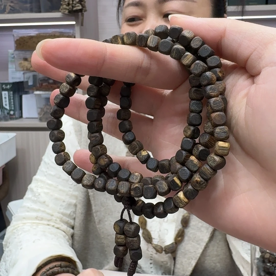 沉香碎屑沉香白棋母树沉水方珠 20 克多样性发一