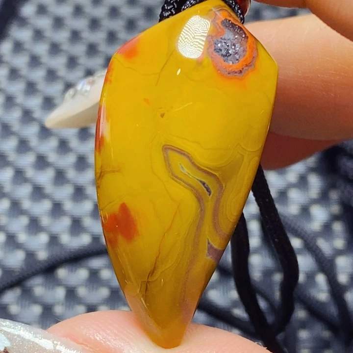 玛瑙/玉髓颈饰未镶嵌老*乐