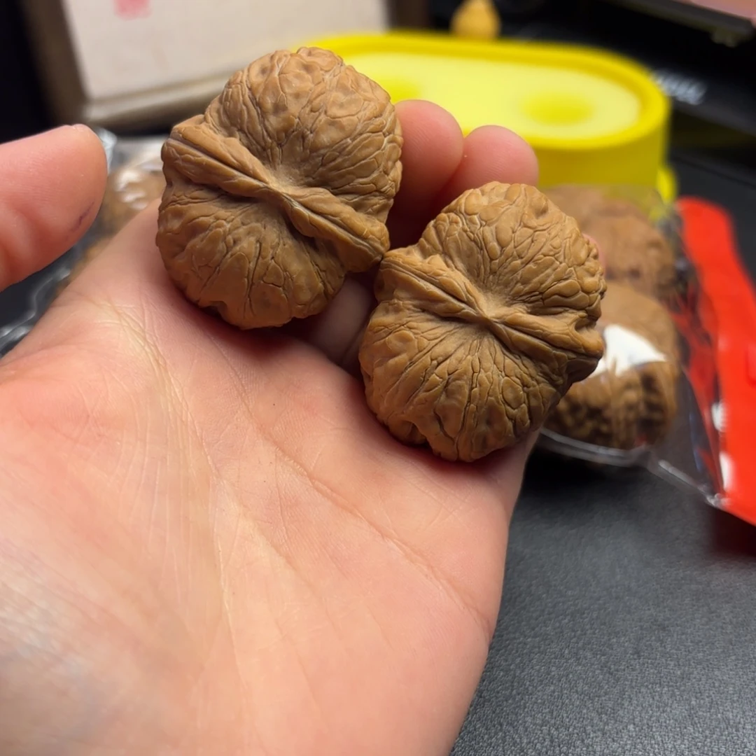 湾***导文玩核桃吊坠文玩核桃元宝尺寸42