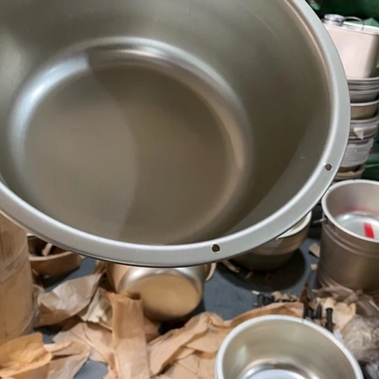【闪购商品】三 个 三 十 四 厘米 铝 盆