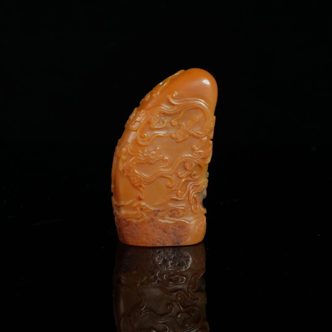 B6828寿山田黄石 螭虎随形章 31*17*55mm48.6g