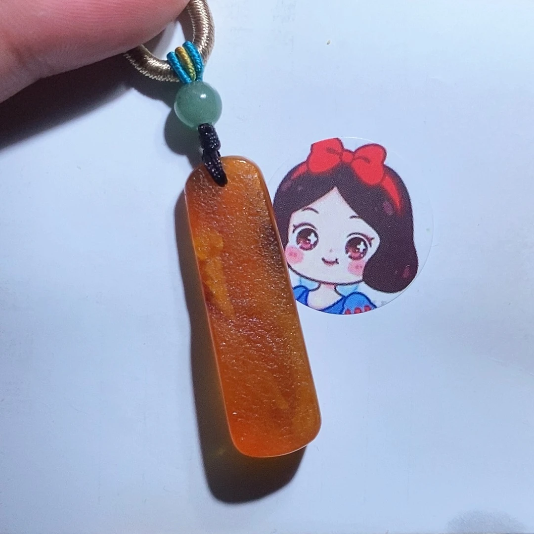 未镶嵌琥珀珠宝奇石