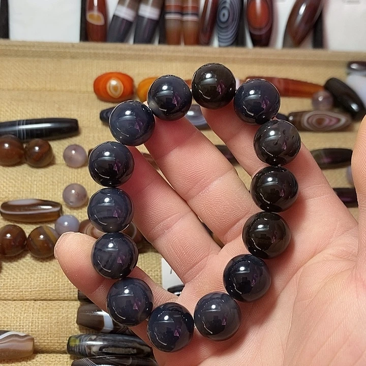 玛瑙/玉髓合金颈饰