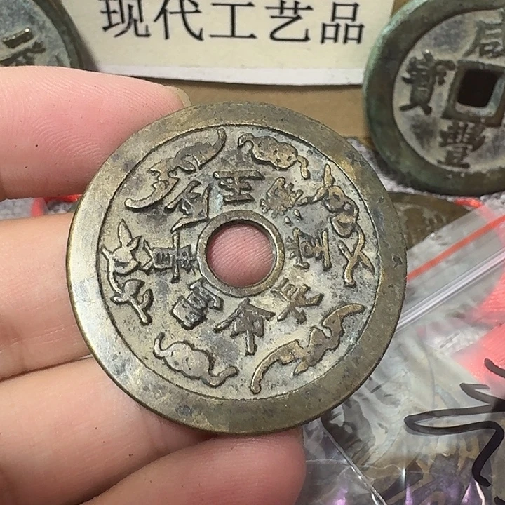 临***堂铜现代工艺品花钱