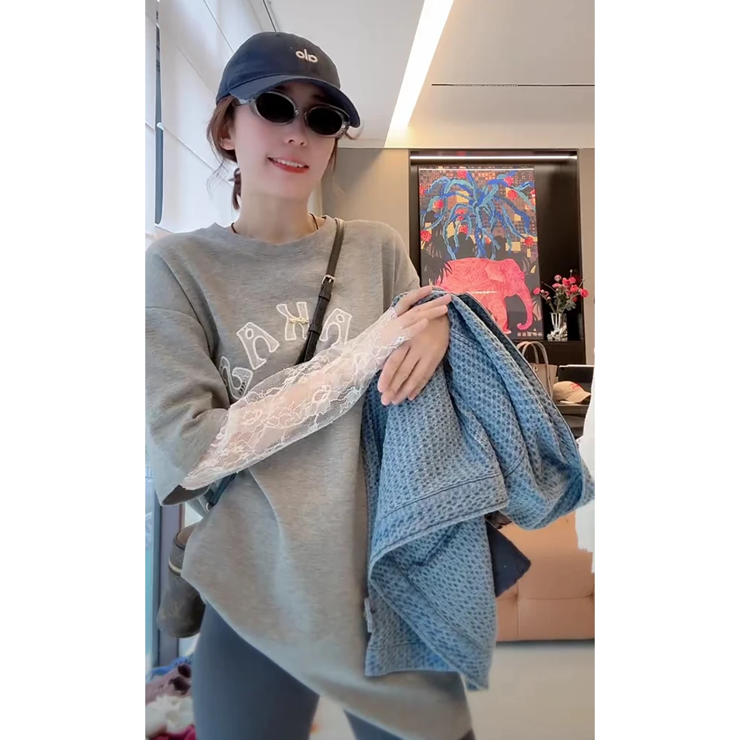 徐靖靖【开春出游】蕾丝长袖t恤假两件女装洋气出游宽松韩版2502322