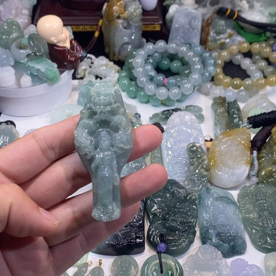 翡翠未镶嵌吊坠(不含链)神龙护主