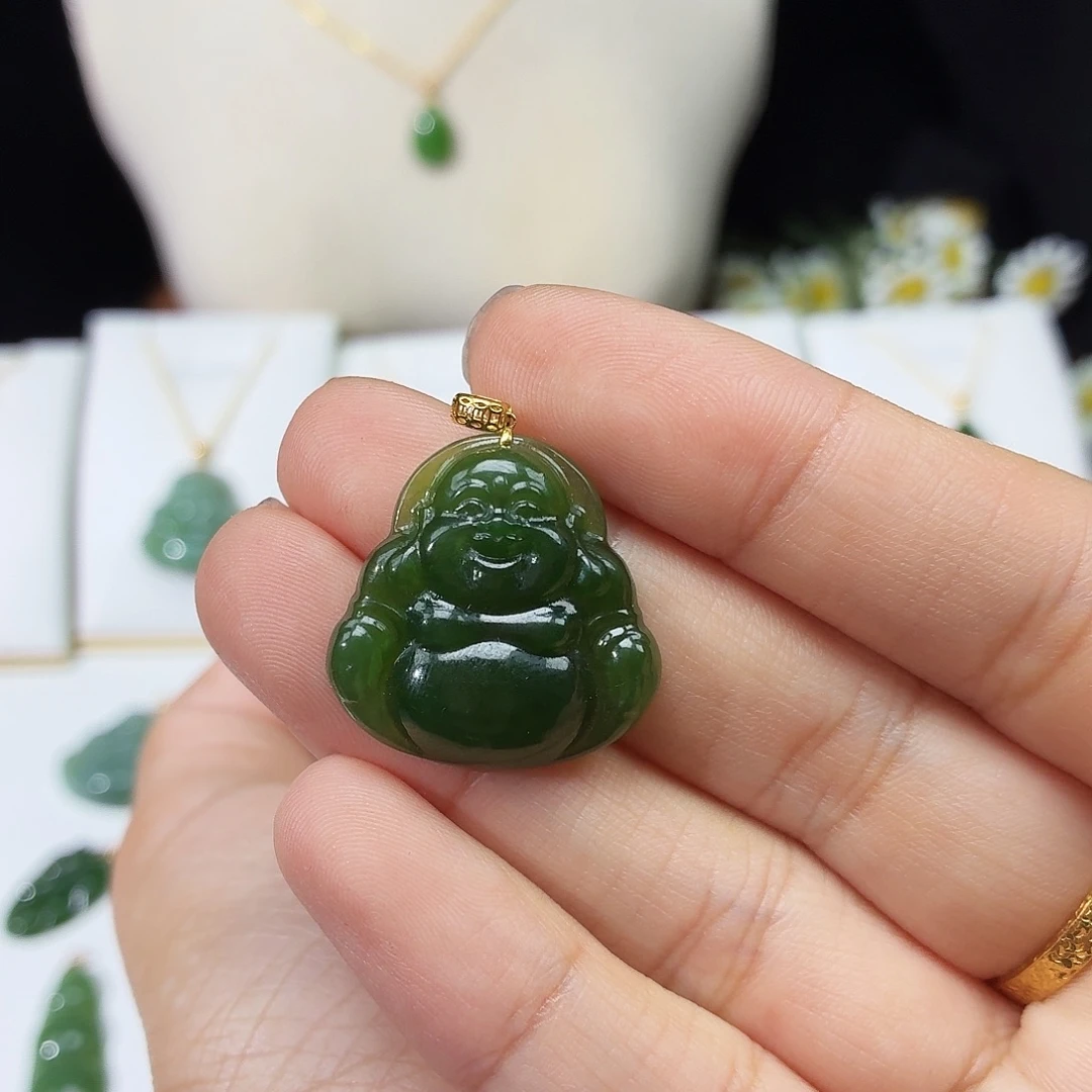 听***语吊坠(赠链)18K金镶嵌和田玉（碧玉）