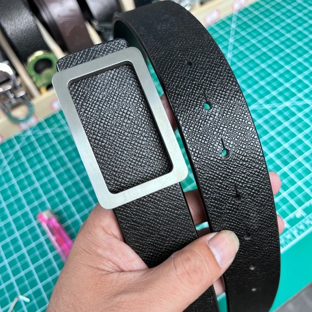 纯钛平滑扣搭配意大利进库头层牛皮手工皮带