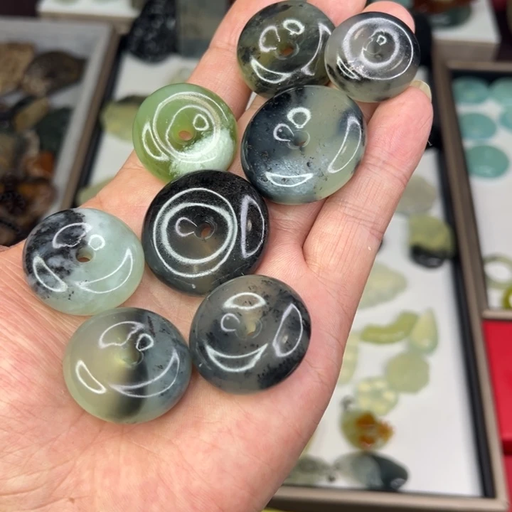 爱***新岫玉未镶嵌颈饰精品水墨