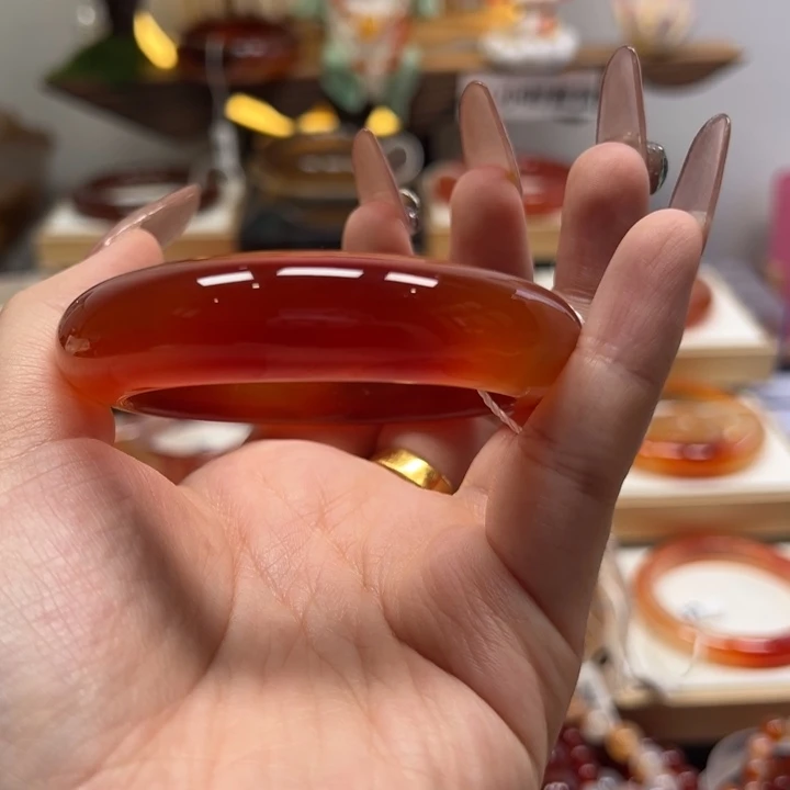手镯玛瑙/玉髓未镶嵌