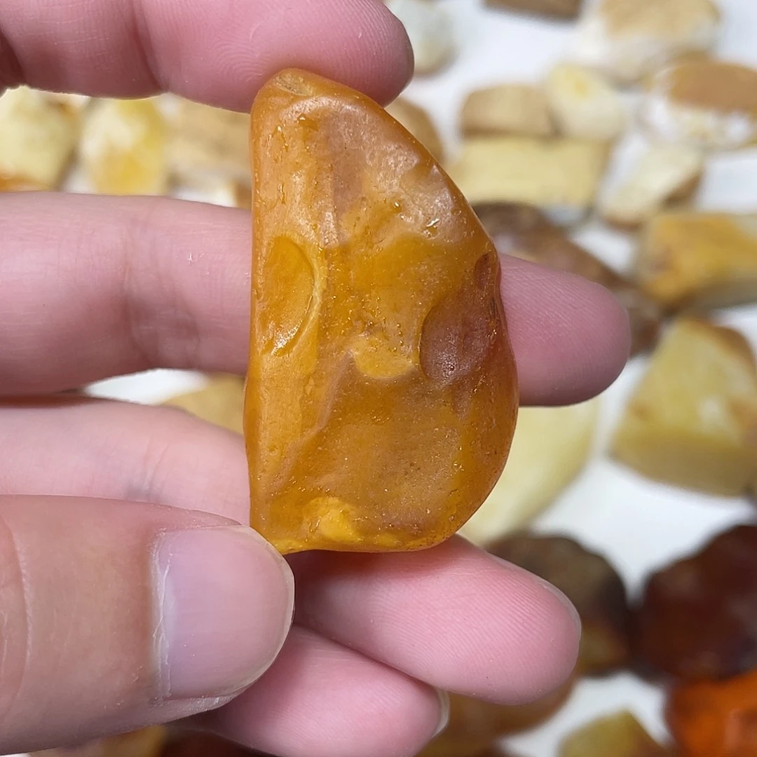 定制琥珀未镶嵌原矿琥珀