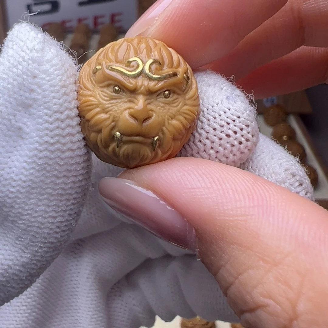 把件猴头核桃镶嵌款禁锢大圣全品有正常封口线