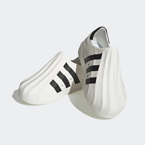 adidas/阿迪达斯《商城专属》经典未来感贝壳头板鞋运动鞋HQ8750