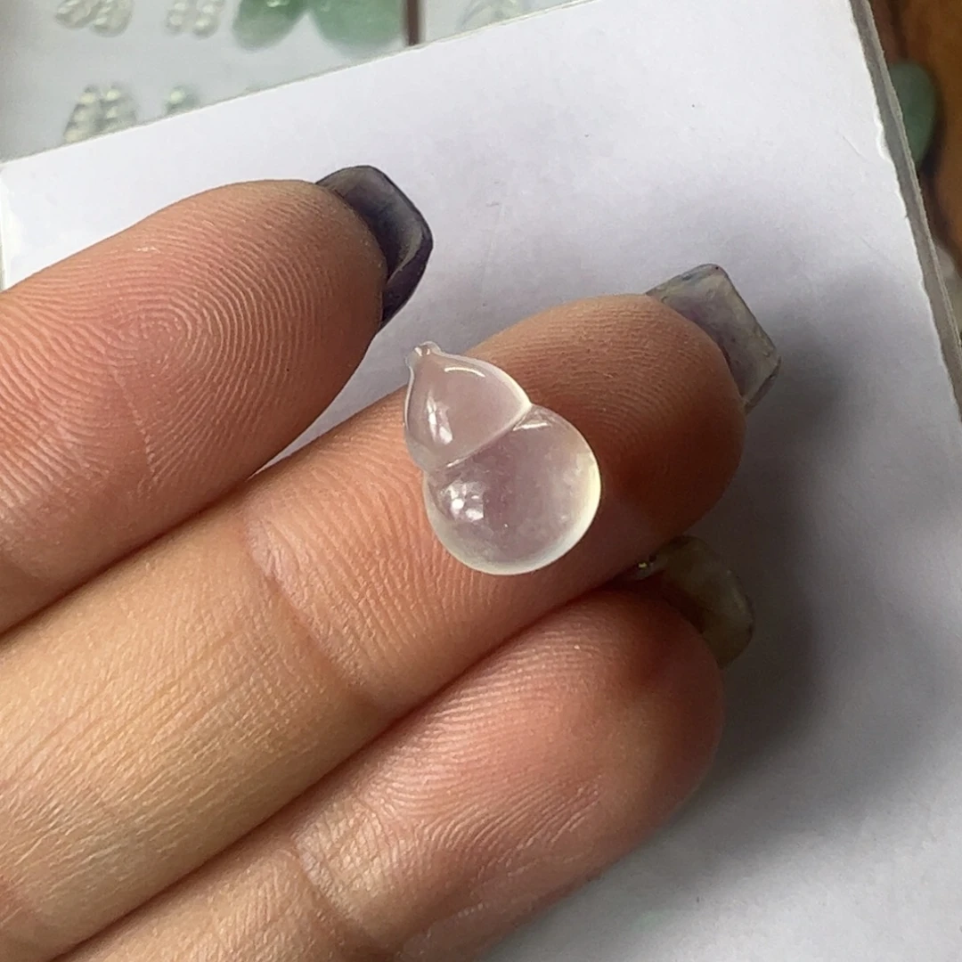 翡翠未镶嵌颈饰缅料翡翠白冰葫芦