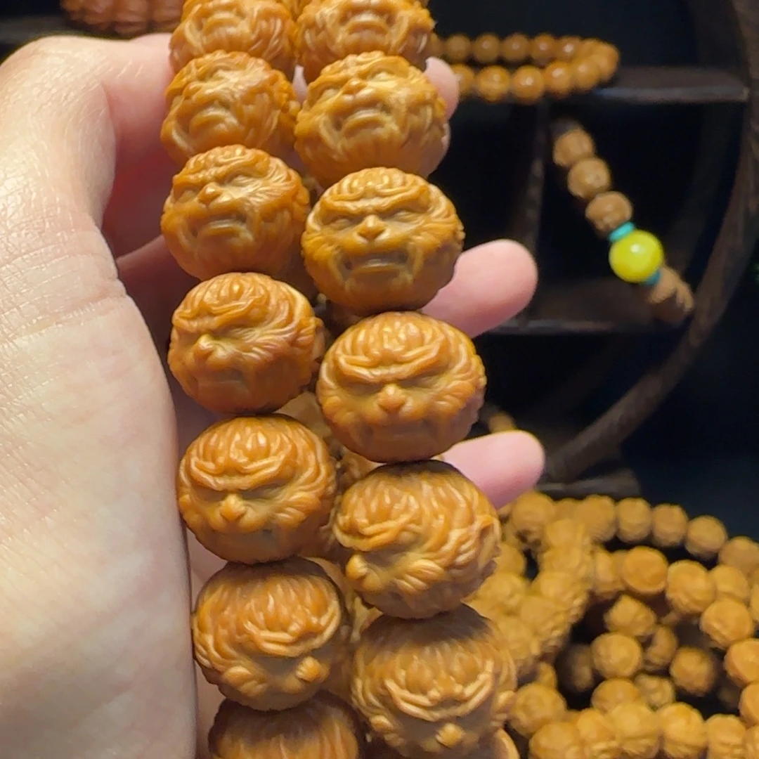 嘟***妹猴头核桃吊坠猴头