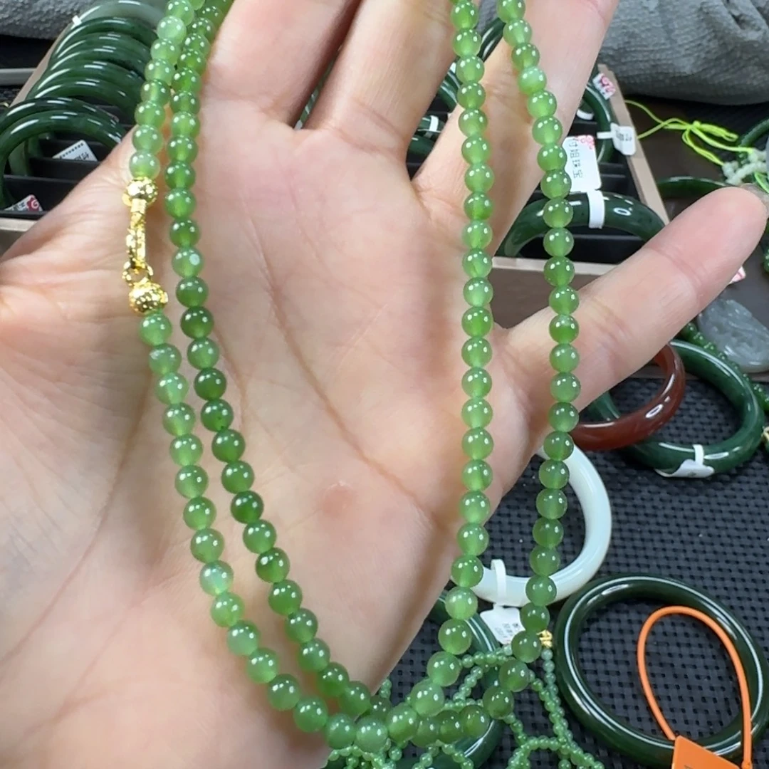 和田玉（碧玉）未镶嵌颈饰卡4