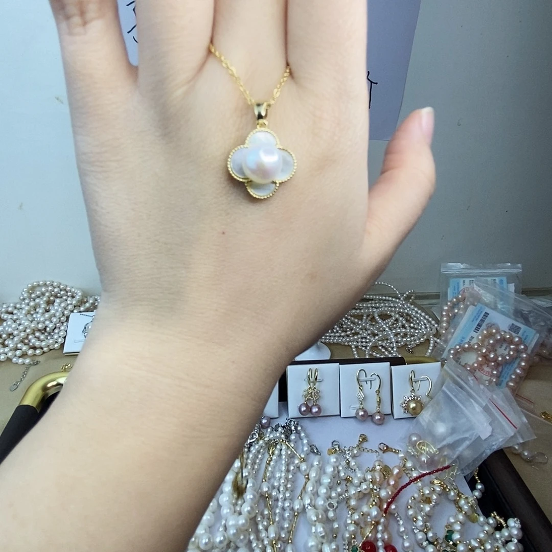 淡水珍珠吊坠(赠链)合金