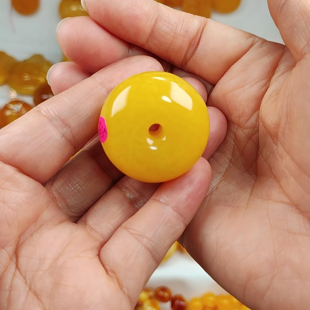 蜜蜡吊坠(赠链)未镶嵌