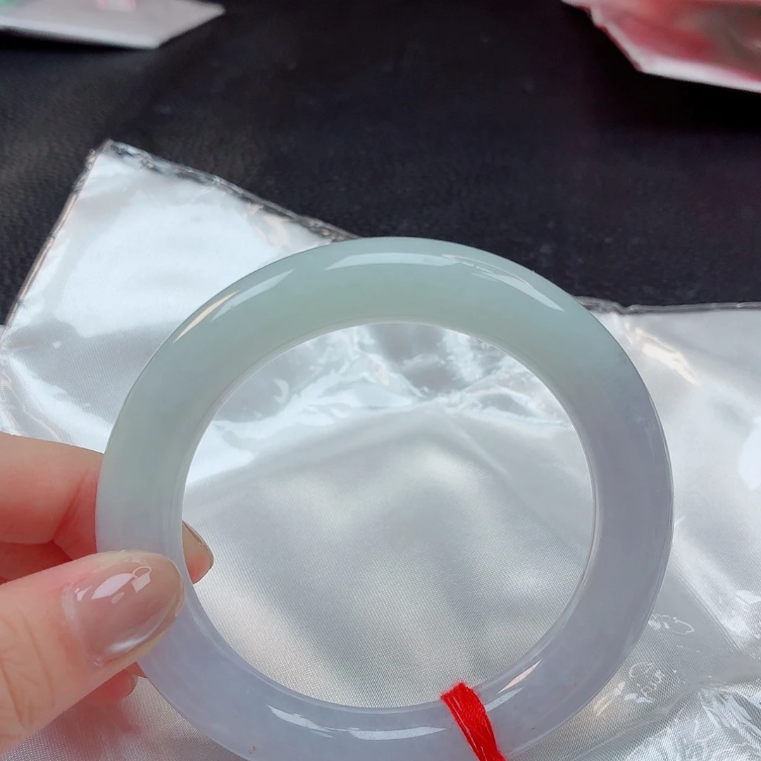 翡翠未镶嵌手镯56