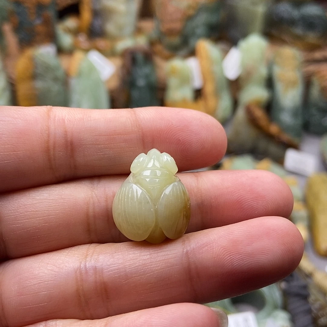 岫岩老玉（透闪石质玉）挂坠未镶嵌用****9