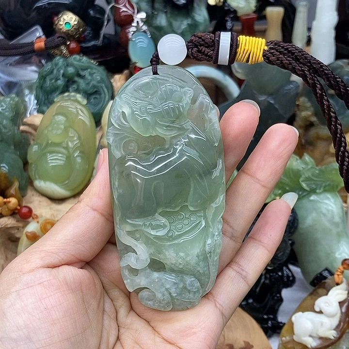 岫玉未镶嵌手把件