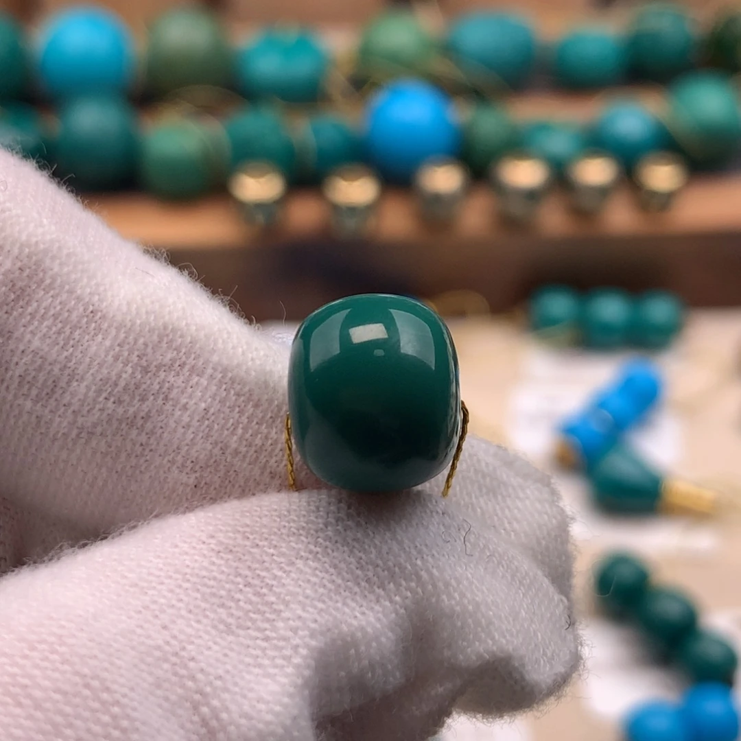 绿松石未镶嵌珠宝奇石11.3m