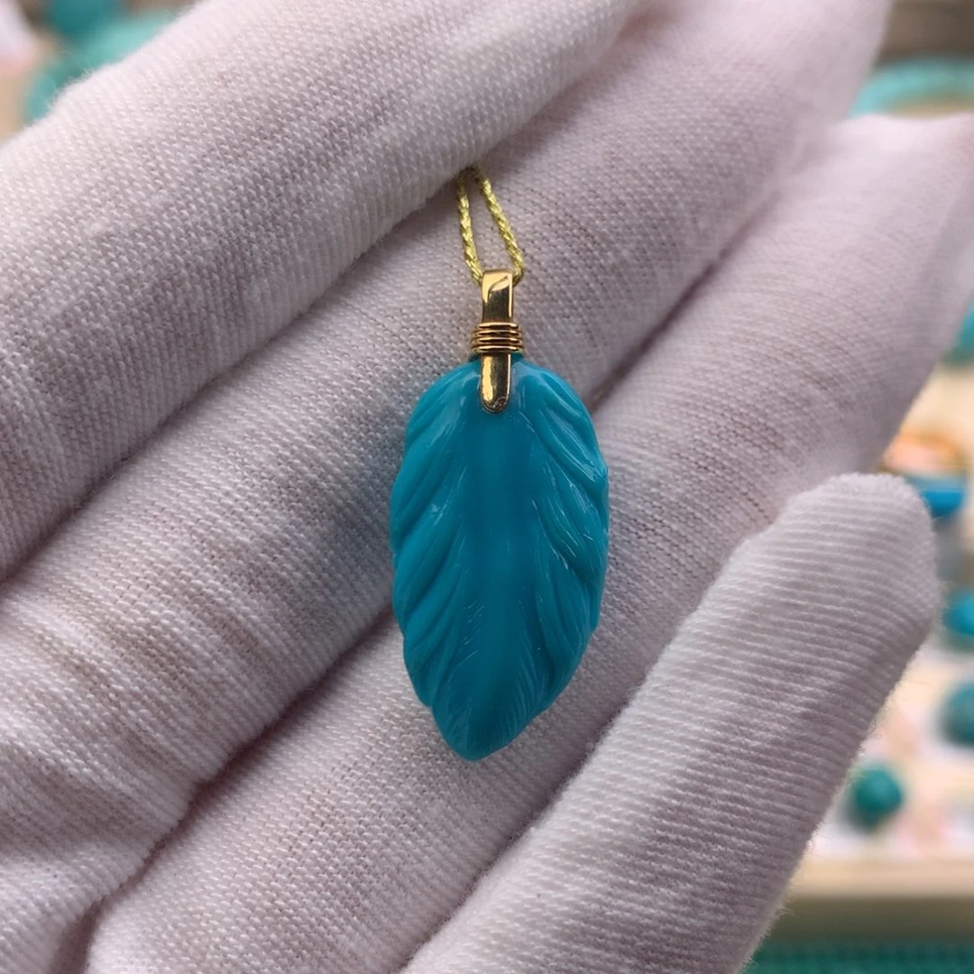 绿松石未镶嵌珠宝奇石