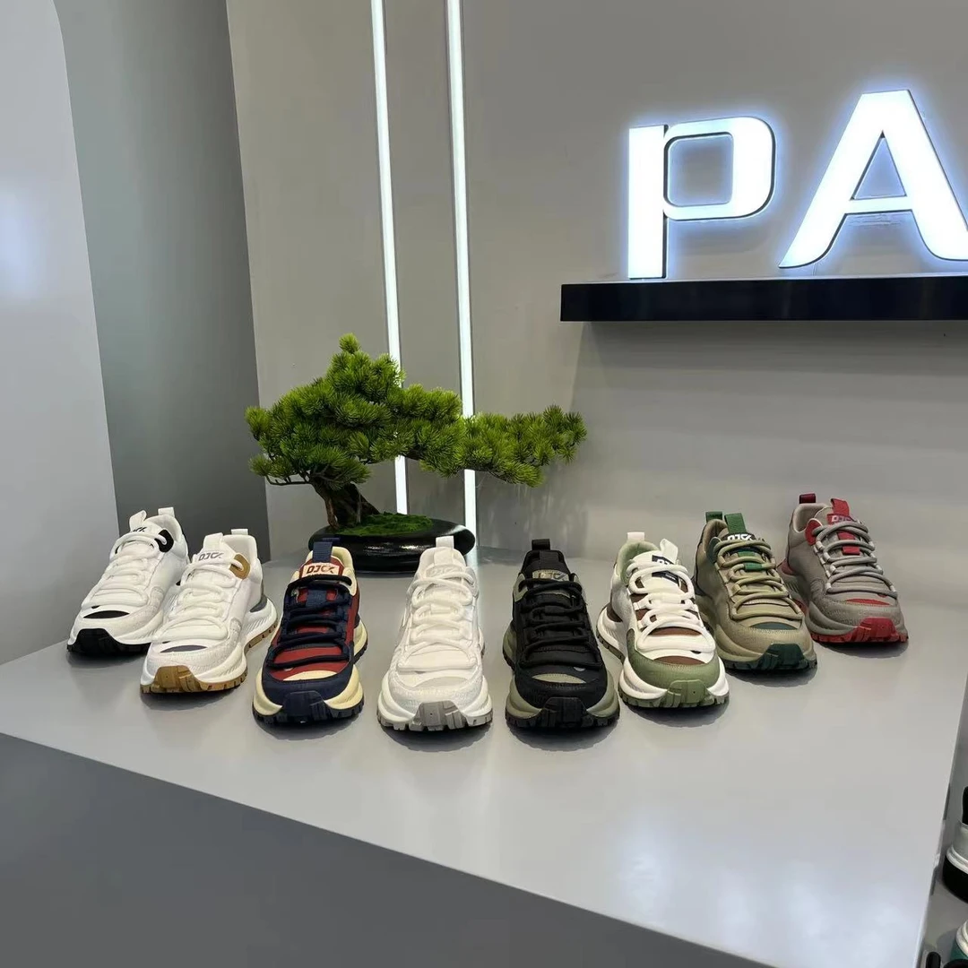 潮牌男鞋2025秋季新款低帮时尚厚底增高拼色系带轻奢潮流休闲鞋男