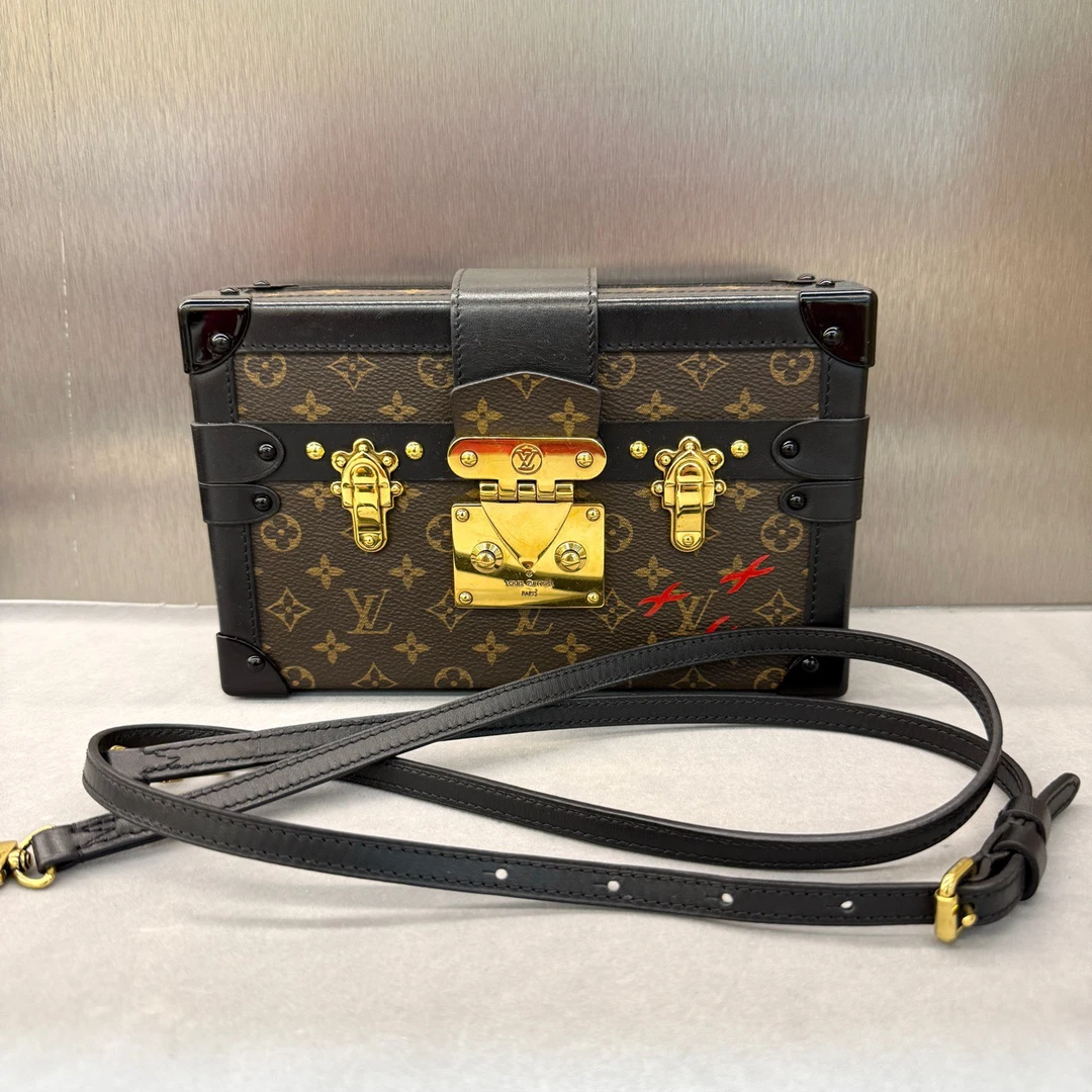 99新 LouisVuitton/路易威登 老花硬盒子18年  L6938