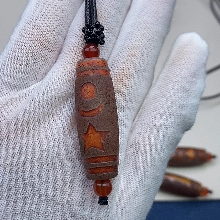 *****玛瑙/玉髓颈饰未镶嵌