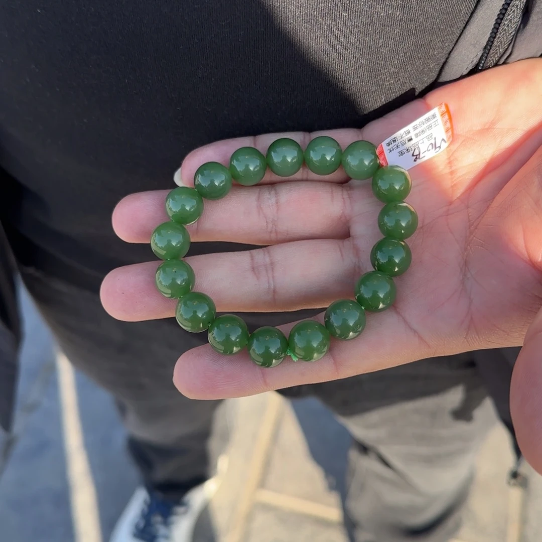 和田玉未镶嵌手链俄碧果绿卡12