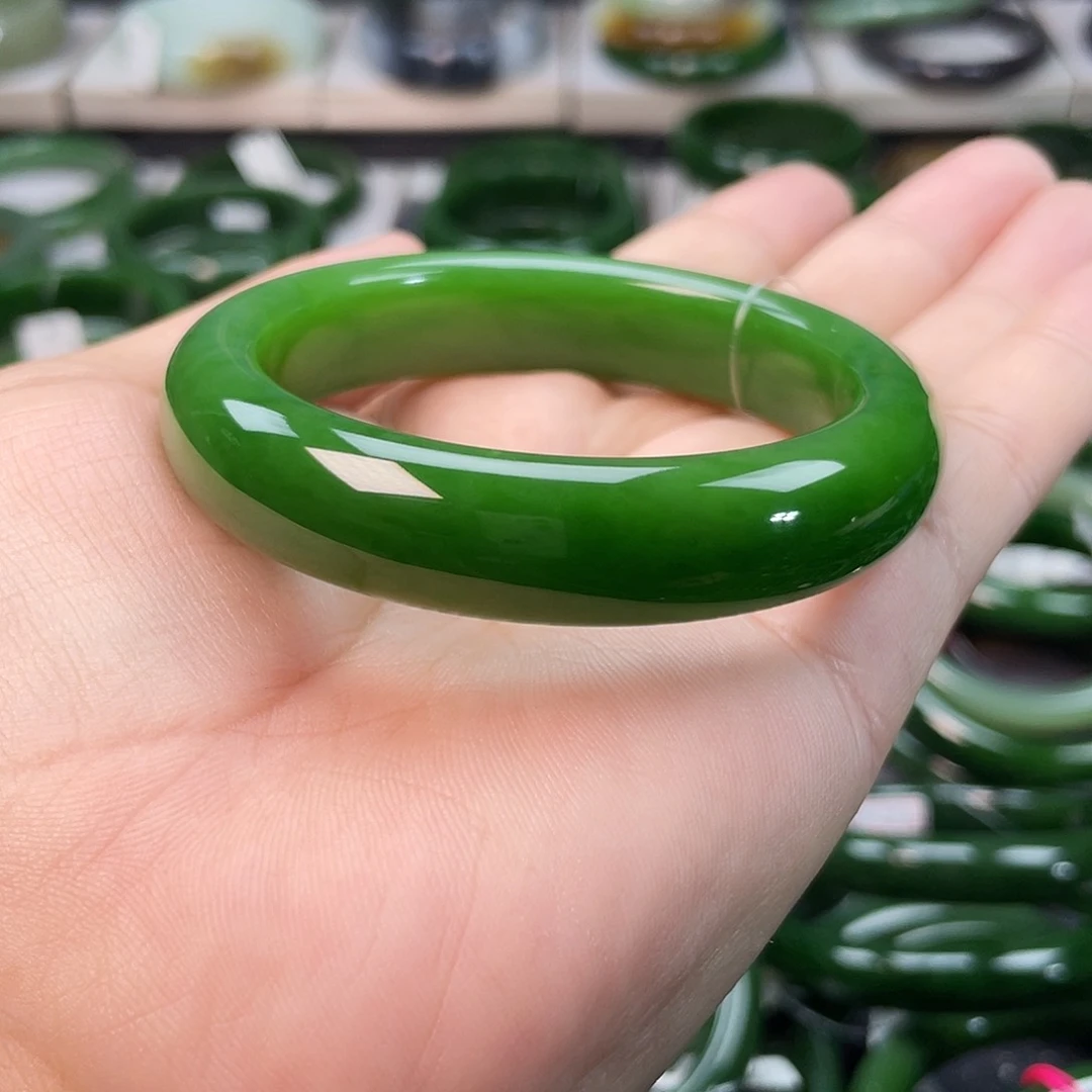 和田玉（碧玉）手镯未镶嵌