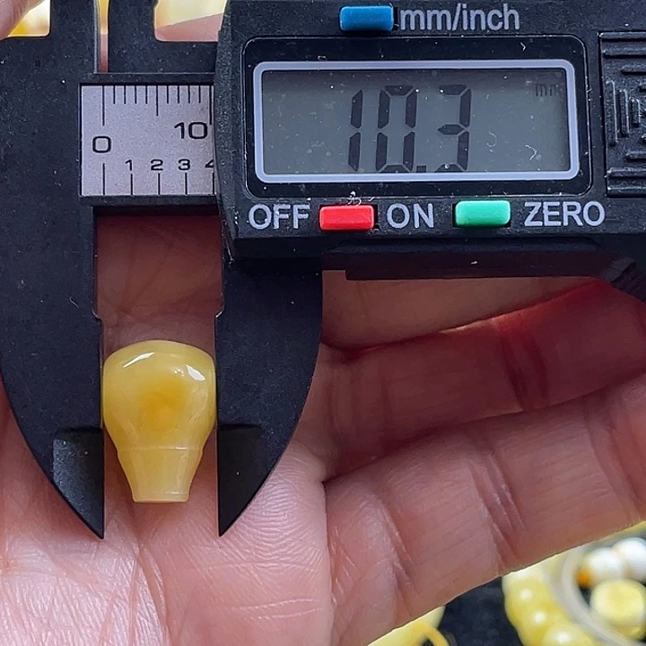 *****未镶嵌蜜蜡裸石28号