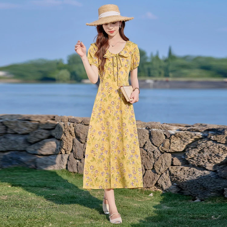 女款蕾丝裙碎花显瘦夏季洋气POLO衫战袍后妈裙新款裙子女装潮流