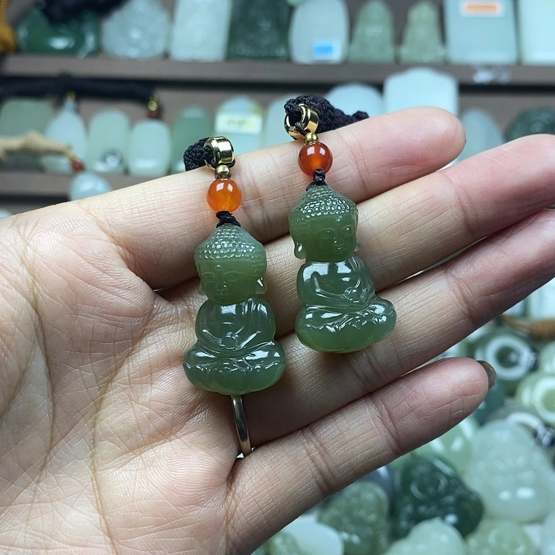 和田玉未镶嵌颈饰宝宝佛多样性发1件