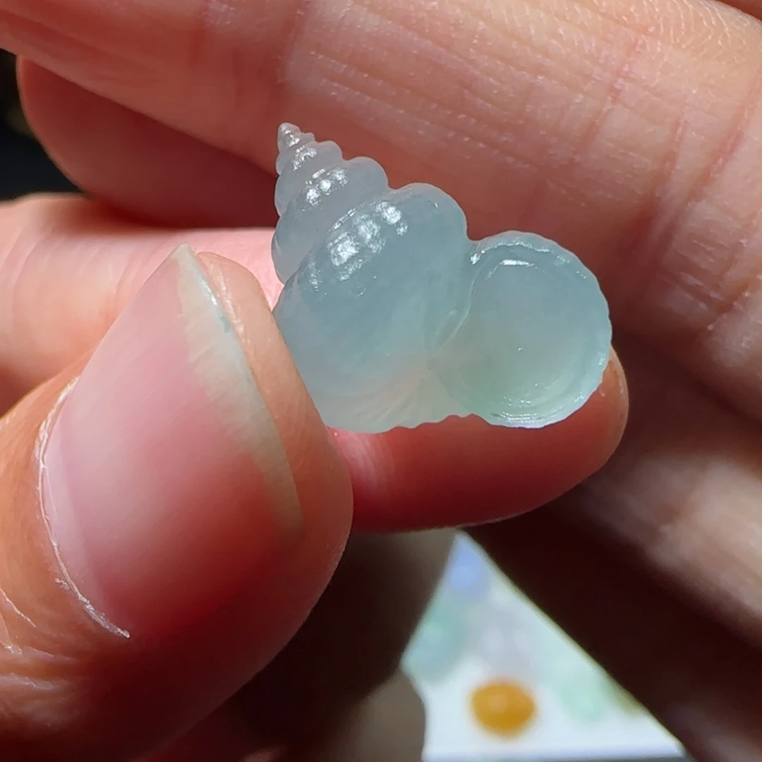 定制翡翠未镶嵌海螺