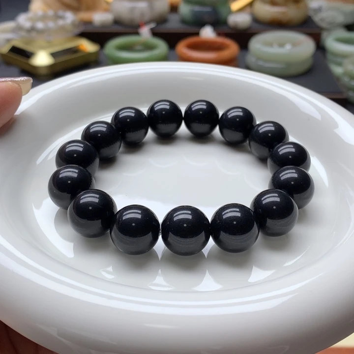 未镶嵌手镯石英岩玉