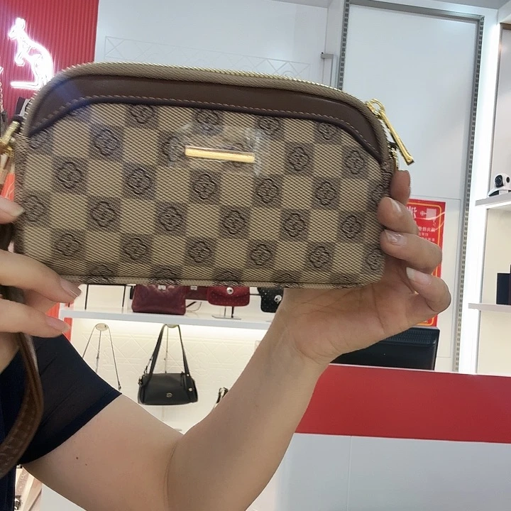 猪剖层皮革手机包