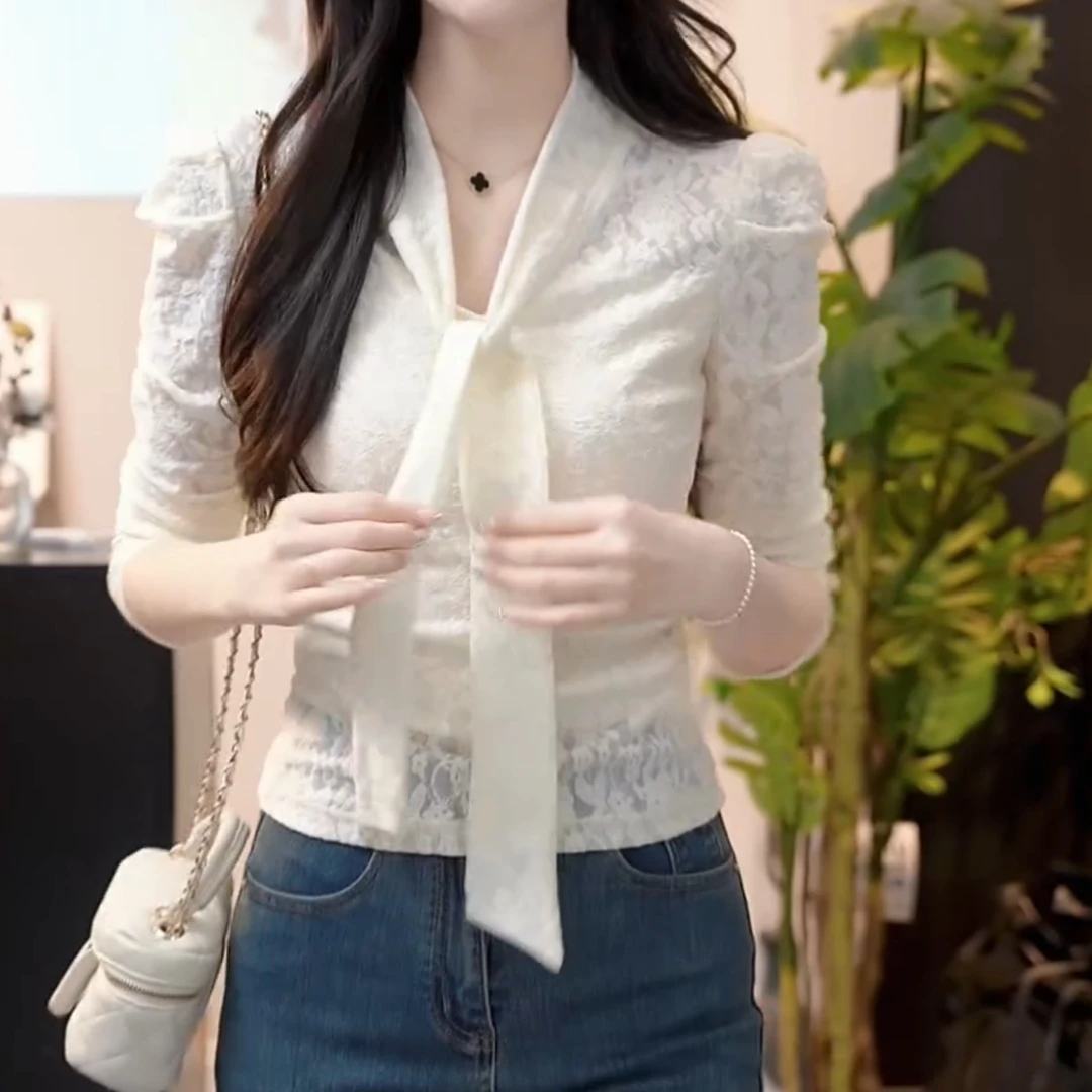 【蝶恋花溪】2025春季气质法式长袖蕾丝蝴蝶结衬衫上衣女LK2501393