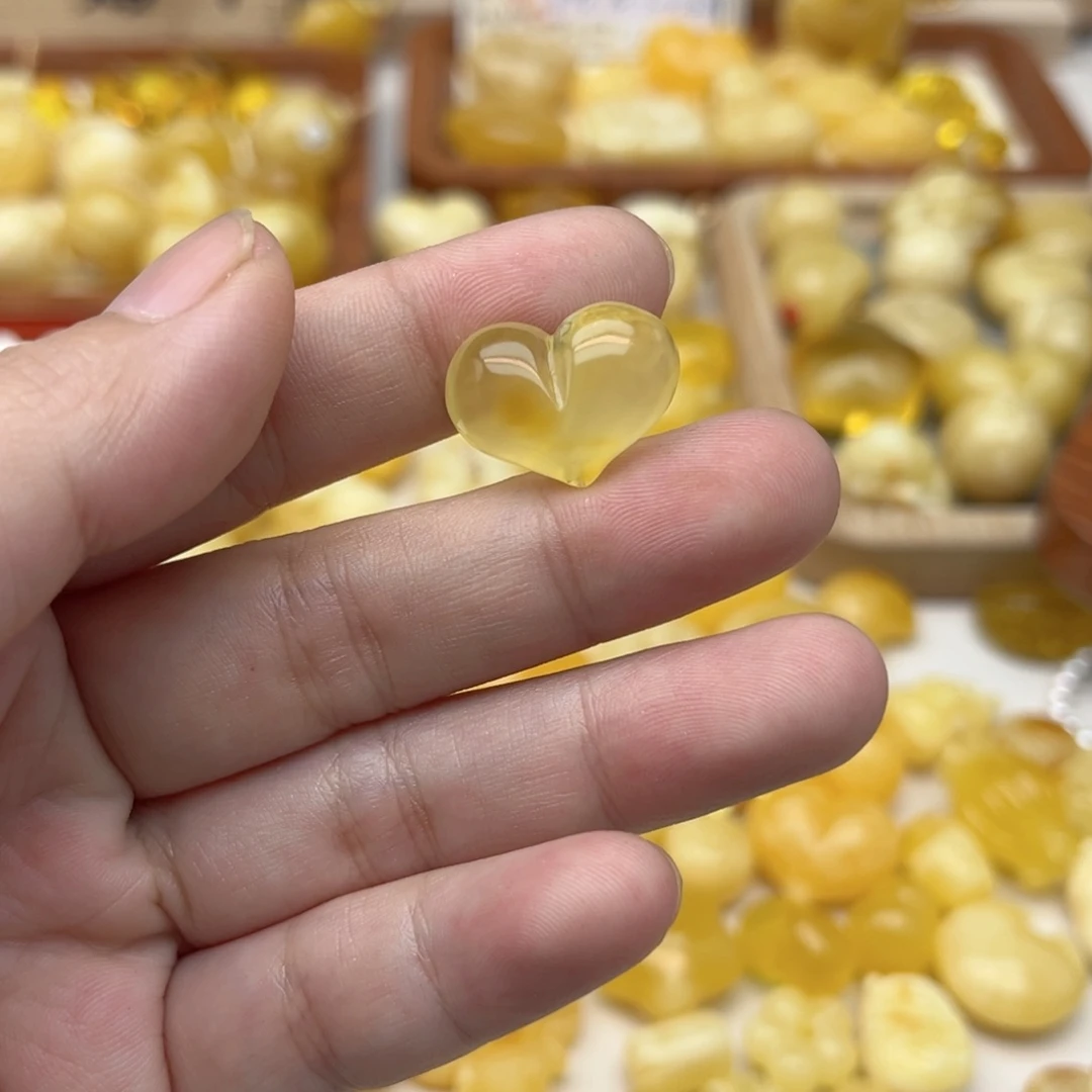 蜜蜡未镶嵌裸石配饰