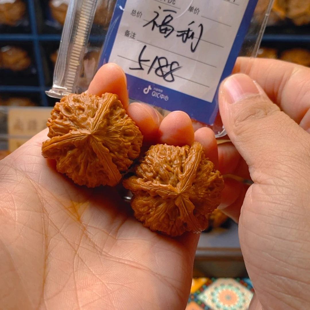 精品核桃37福利白奔