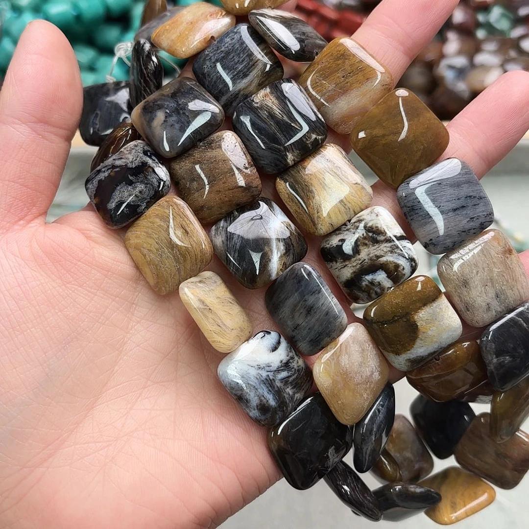 玛瑙/玉髓未镶嵌珠宝半成品卡20树化石方片一条