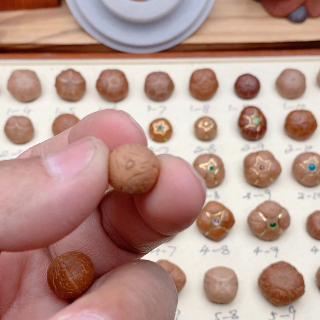 龙眼菩提吊坠腾****川龙眼