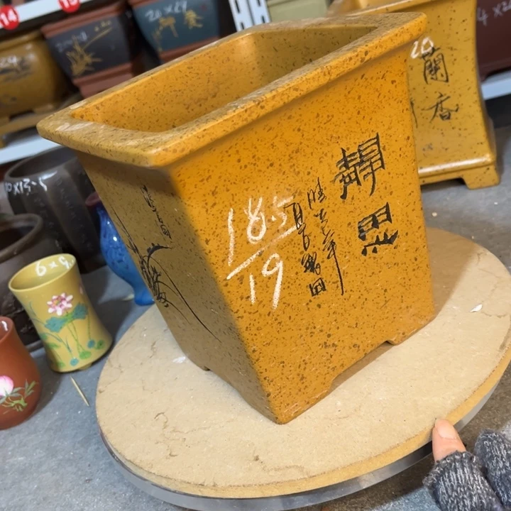 紫砂花盆紫砂花盆