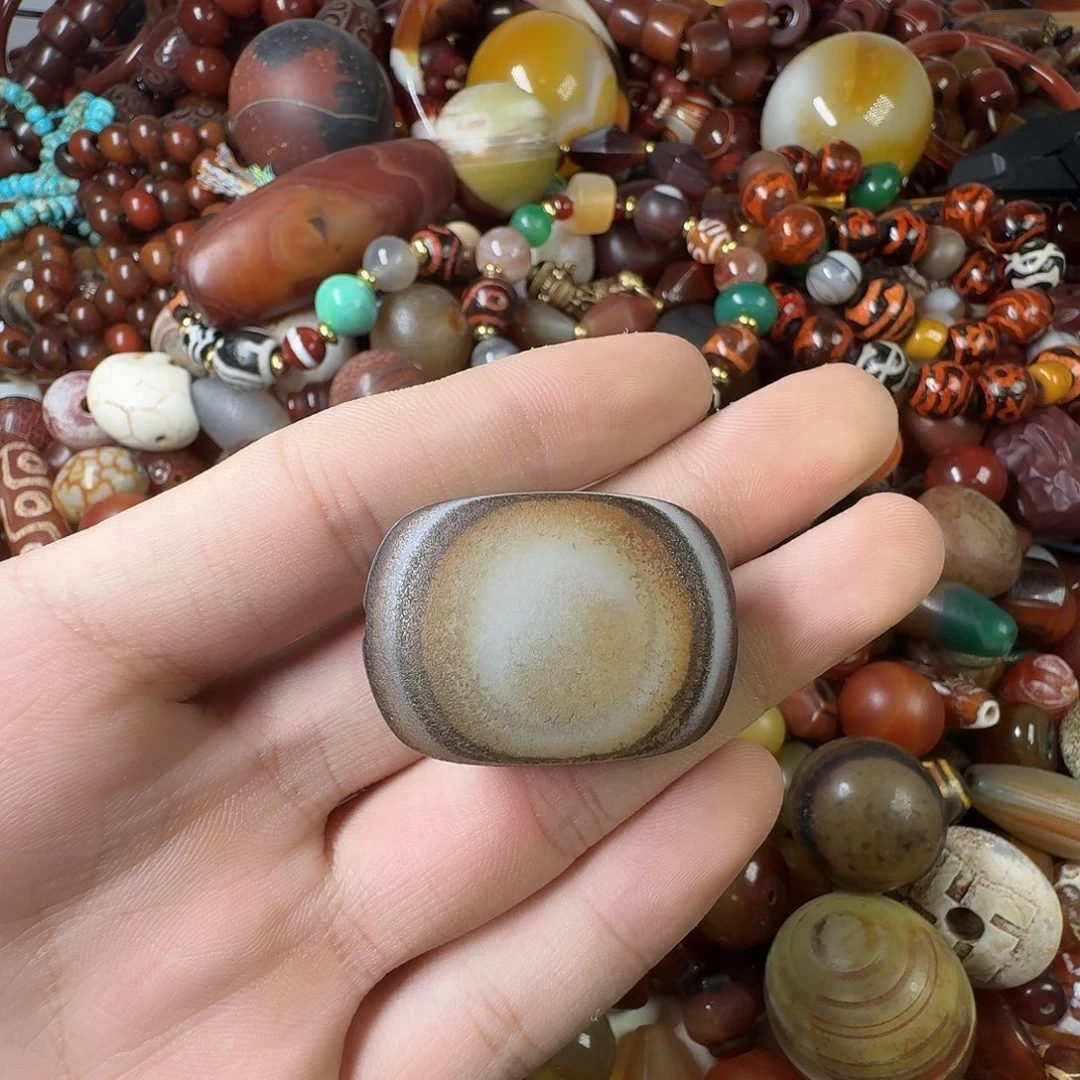 玛瑙/玉髓未镶嵌纯天然玛瑙珠子