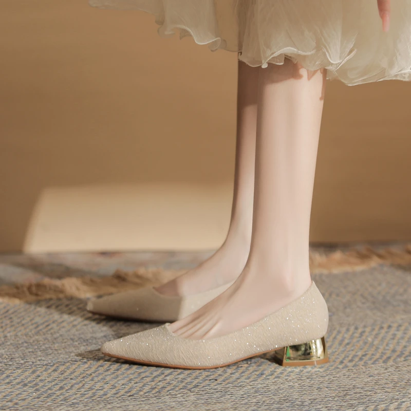尖头中跟女鞋仙女风低跟单鞋2025新款夏季浅口休闲一脚蹬平底鞋