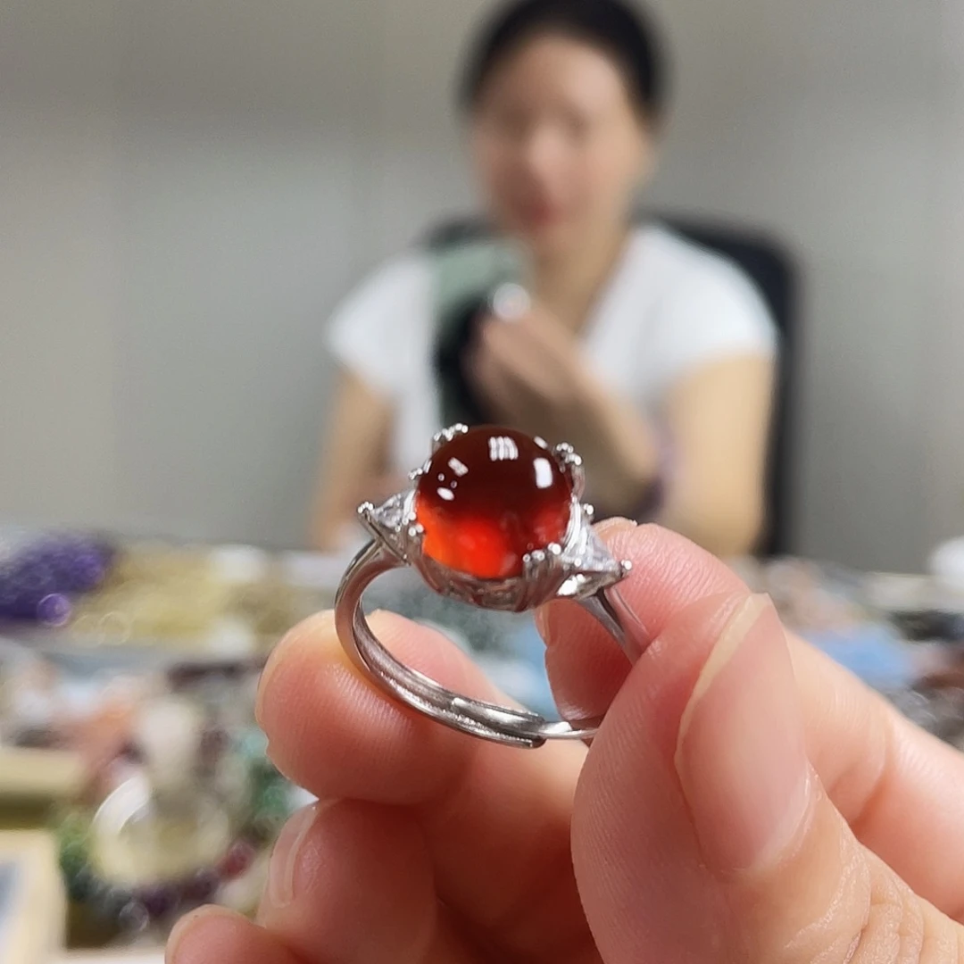 ****～未镶嵌戒指石榴石