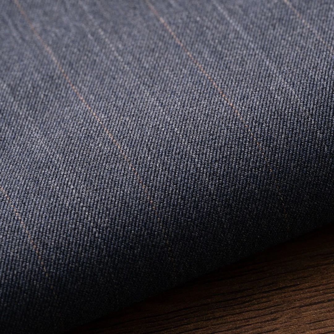 21237爱国者蓝斜纹底灰棕相间暗条纹大牌色定制西装面料服装设计