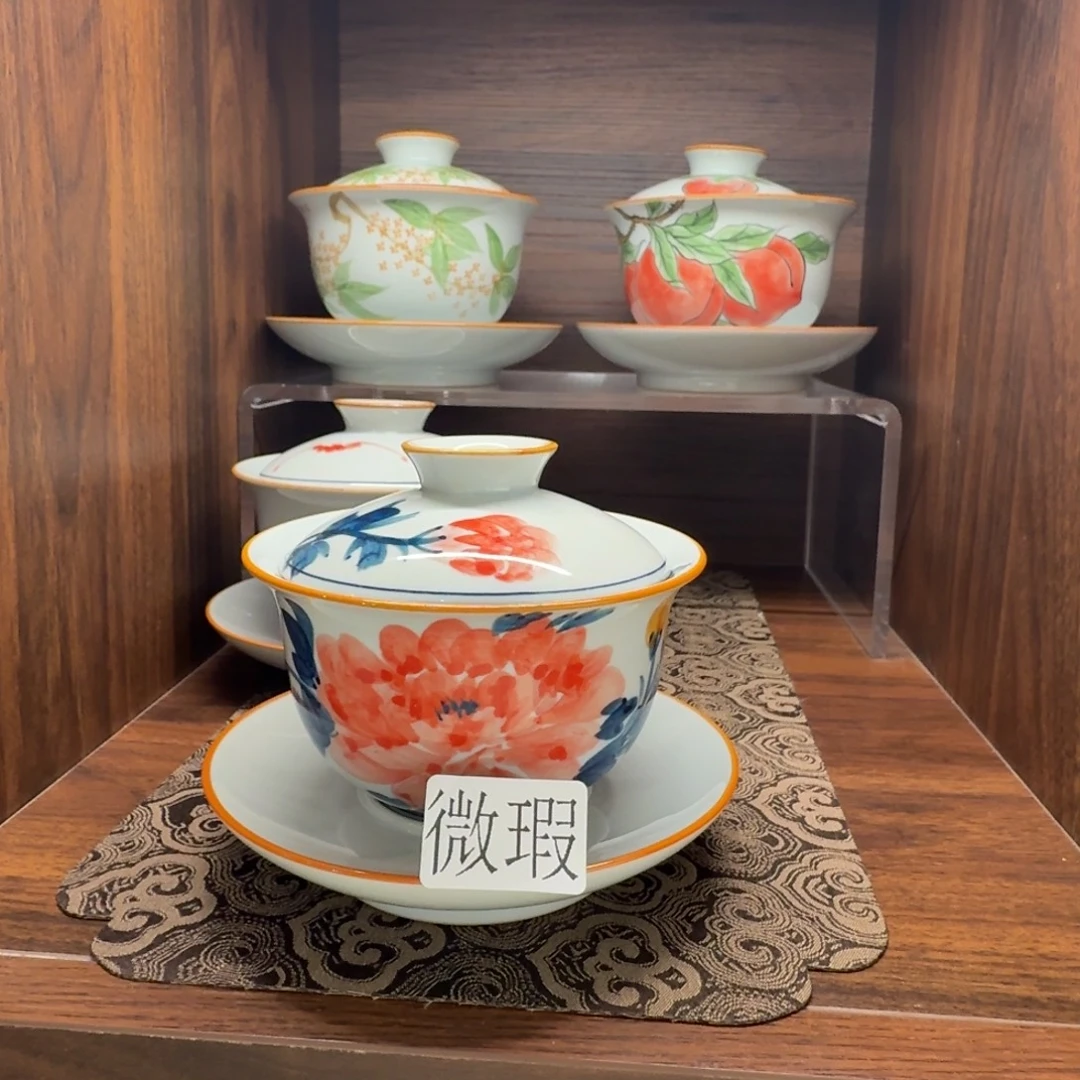 釉下手绘茶具微瑕